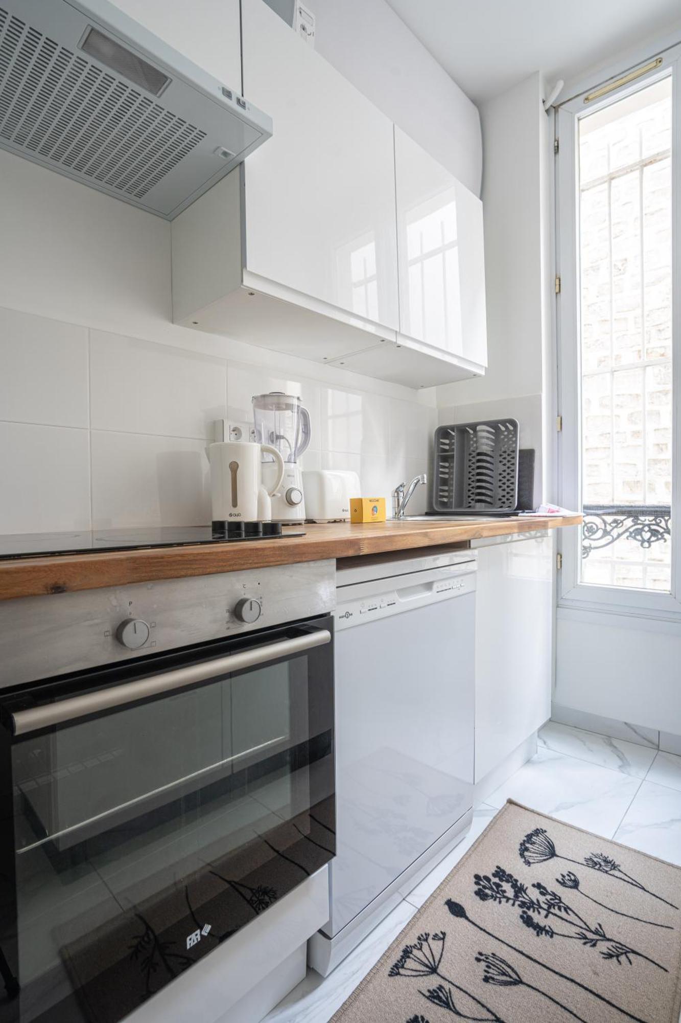 Appartement Big 2br Arc De Triomphe 4-6p Paris